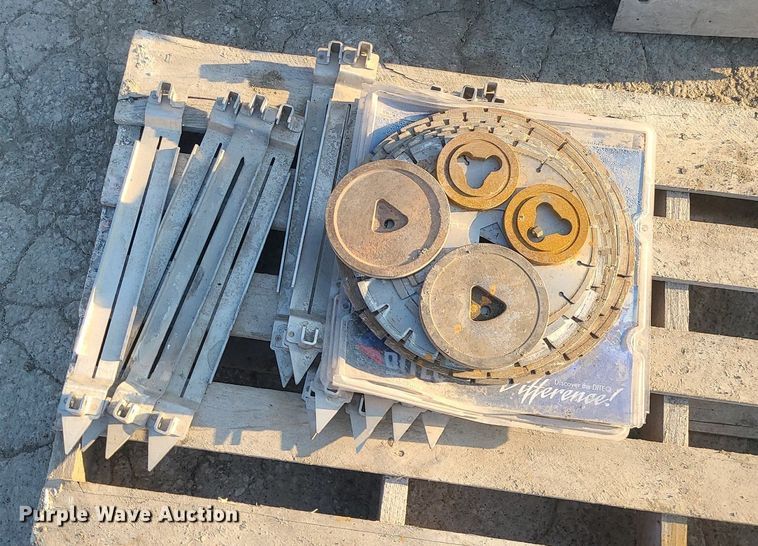 image for item DS7323 (3) Soff-Cut concrete saws