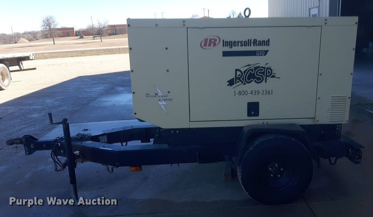 image for item DV9772 2002 Ingersoll-Rand G40 generator