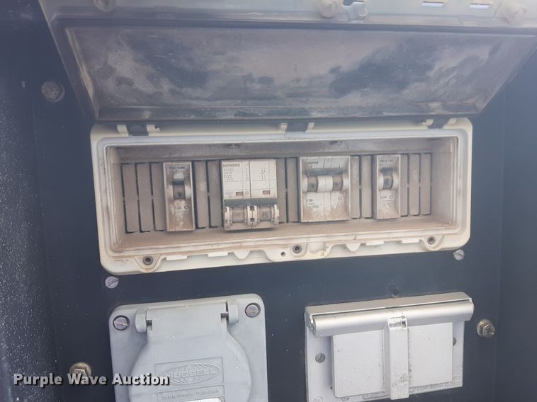 image for item DV9772 2002 Ingersoll-Rand G40 generator