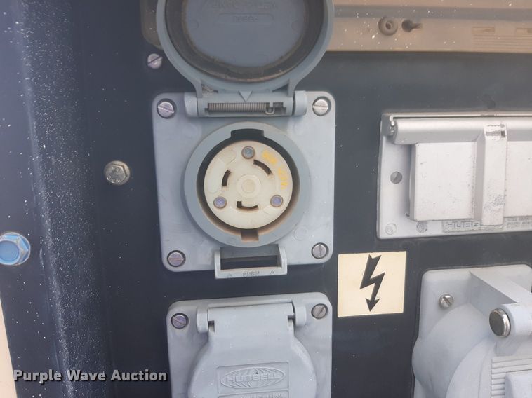 image for item DV9772 2002 Ingersoll-Rand G40 generator