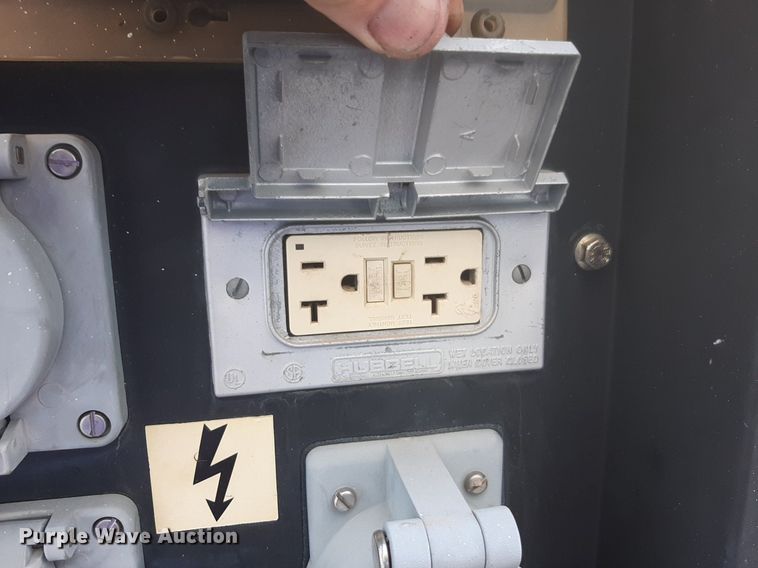 image for item DV9772 2002 Ingersoll-Rand G40 generator