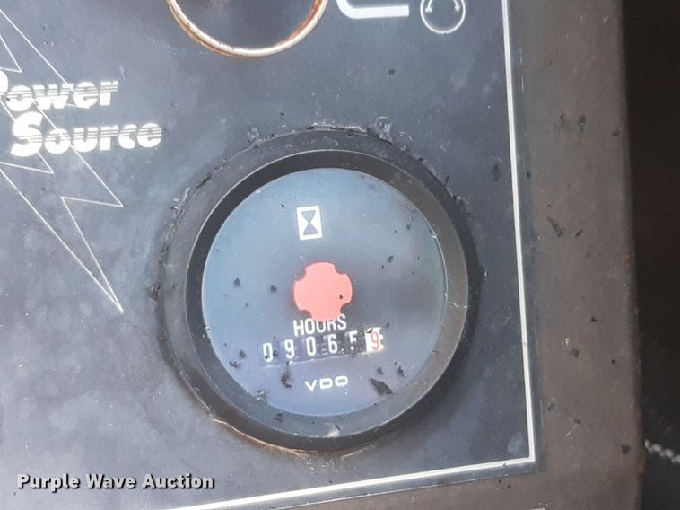 image for item DV9772 2002 Ingersoll-Rand G40 generator