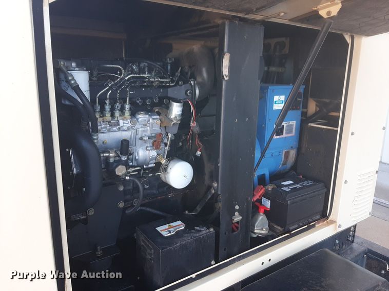 image for item DV9772 2002 Ingersoll-Rand G40 generator