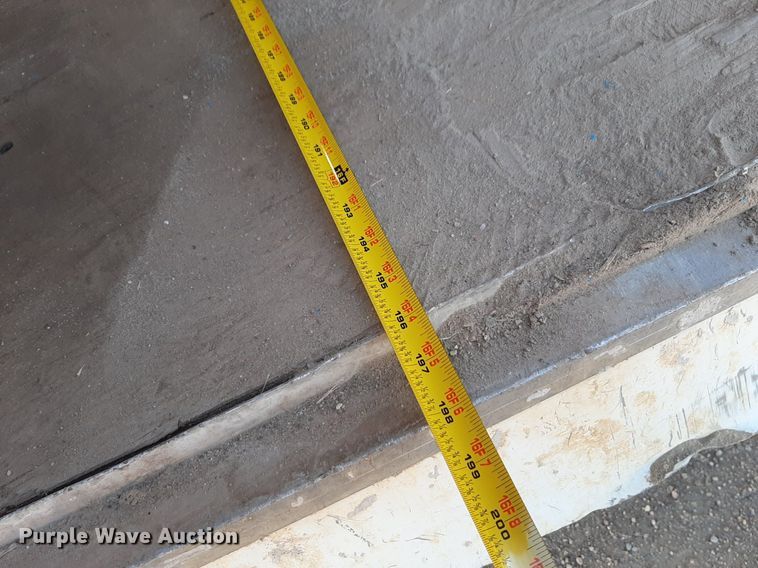 image for item DV9837 2015 Continental  enclosed cargo trailer