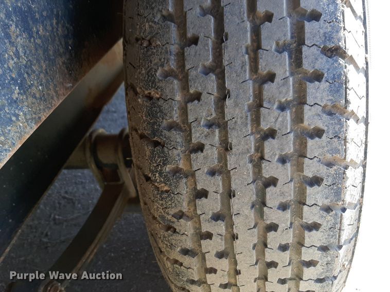 image for item DV9837 2015 Continental  enclosed cargo trailer