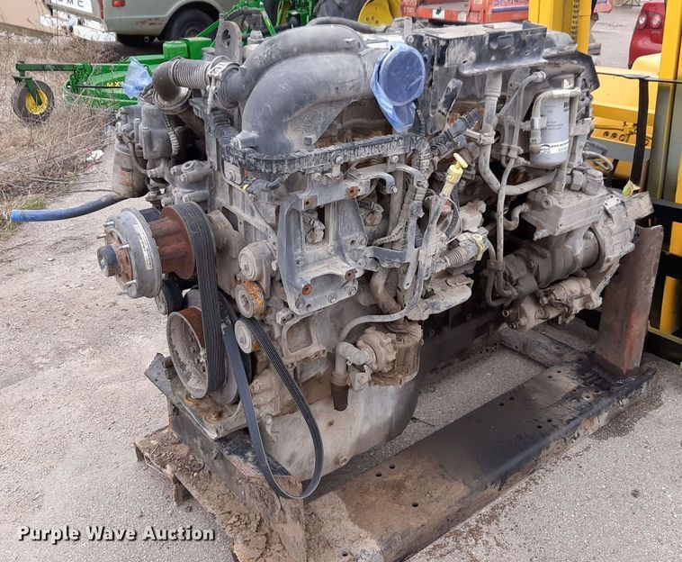 image for item DV9880 Paccar engine