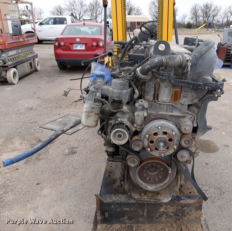 image for item DV9880 Paccar engine