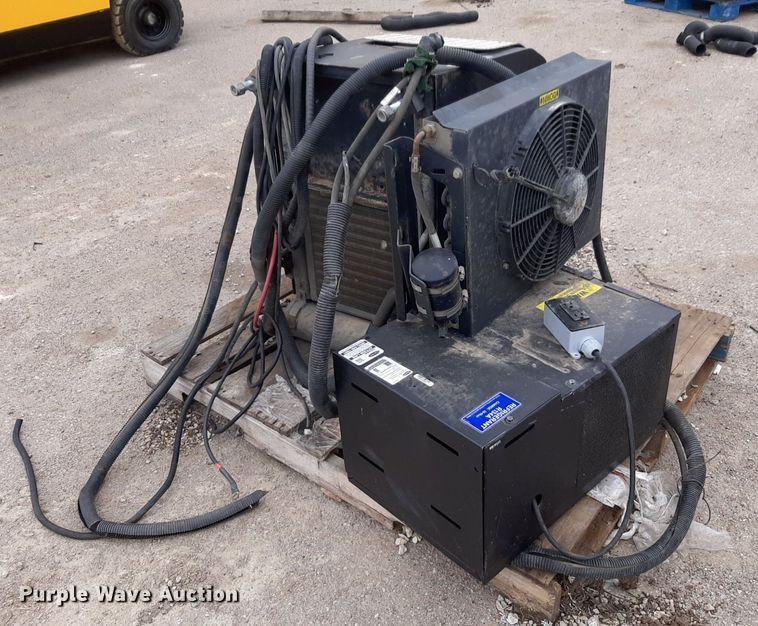 image for item DV9882 Carrier Comfort Pro auxiliary power unit