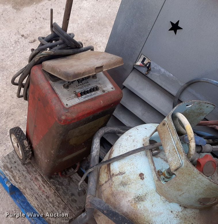 image for item DV9883 Tools