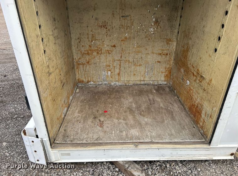 image for item EG1175 2000 Hackney & Sons box bed