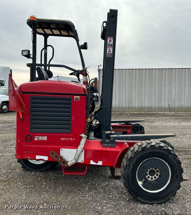 image for item EG1181 2012 Moffett M55.4 forklift