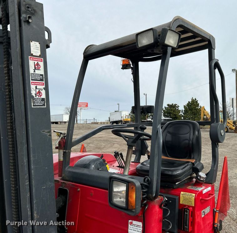 image for item EG1181 2012 Moffett M55.4 forklift