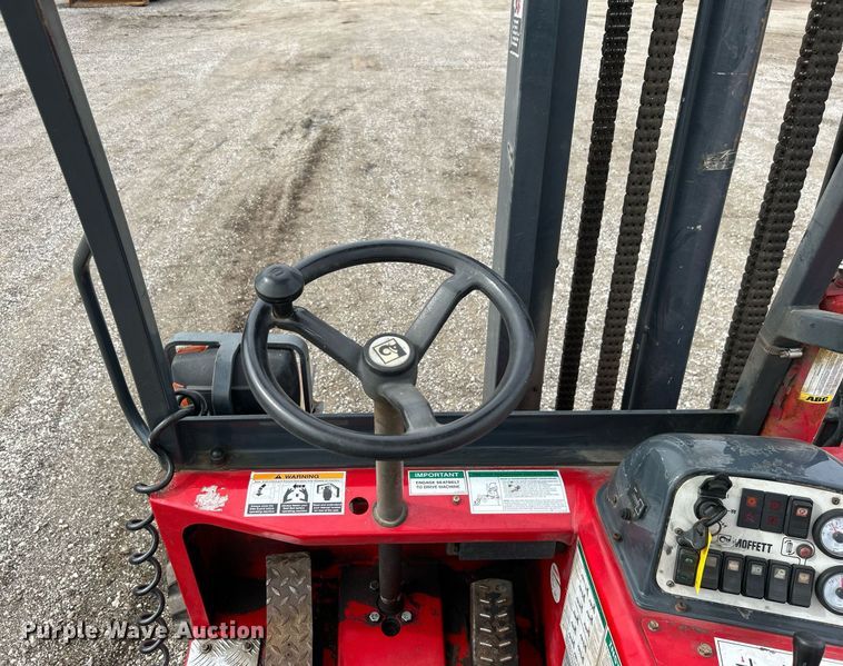 image for item EG1181 2012 Moffett M55.4 forklift