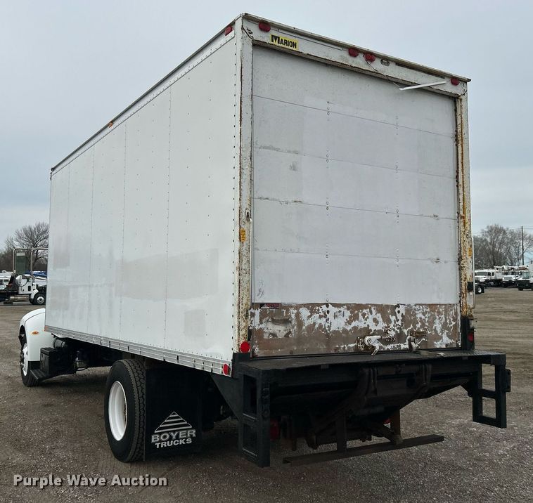 image for item EG1184 2008 Peterbilt  335 box truck