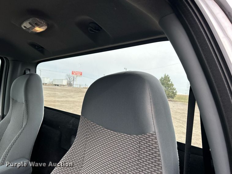 image for item EG1188 2022 Ford F650 Super Duty truck cab and chassis