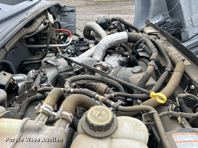 image for item EG1188 2022 Ford F650 Super Duty truck cab and chassis