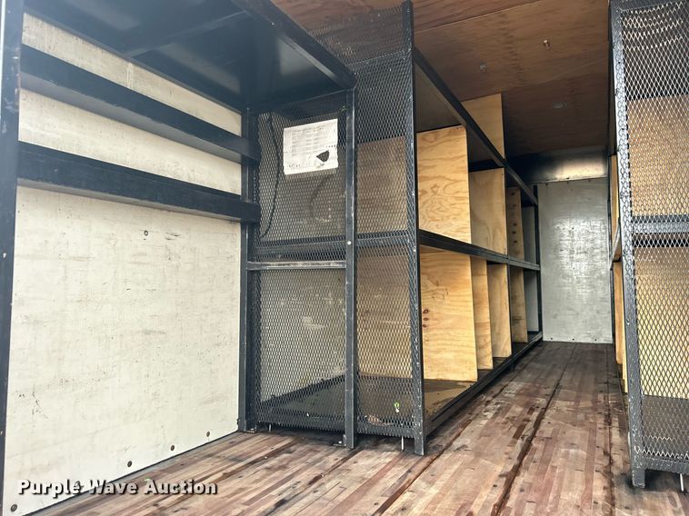 image for item EG1190 2016 Ford F650 Super Duty box truck