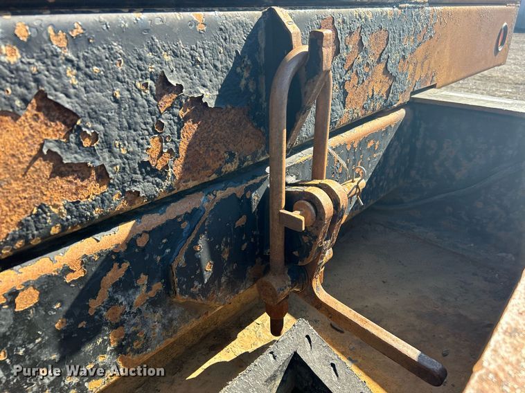 image for item EG1204 2008 Interstate tilt deck equipment trailer