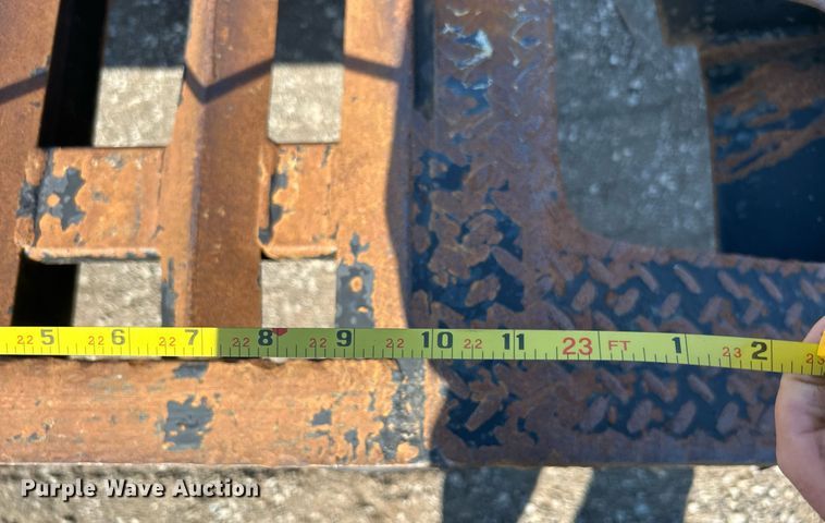 image for item EG1204 2008 Interstate tilt deck equipment trailer