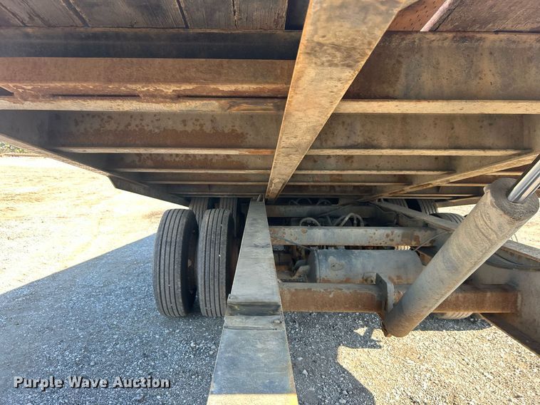 image for item EG1204 2008 Interstate tilt deck equipment trailer