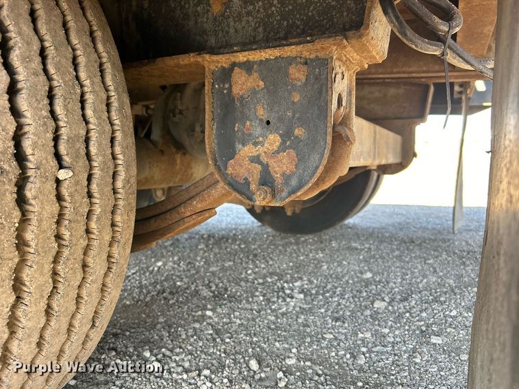 image for item EG1204 2008 Interstate tilt deck equipment trailer