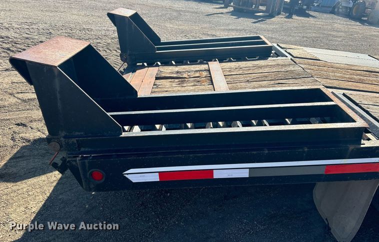 image for item EG1205 2012 Interstate Trailers equipment trailer