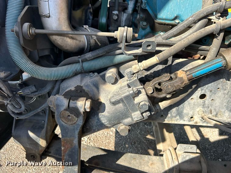 image for item EG1208 2002 International  school bus