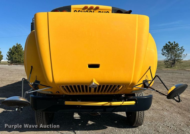 image for item EG1208 2002 International  school bus