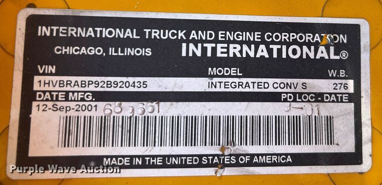 image for item EG1208 2002 International  school bus