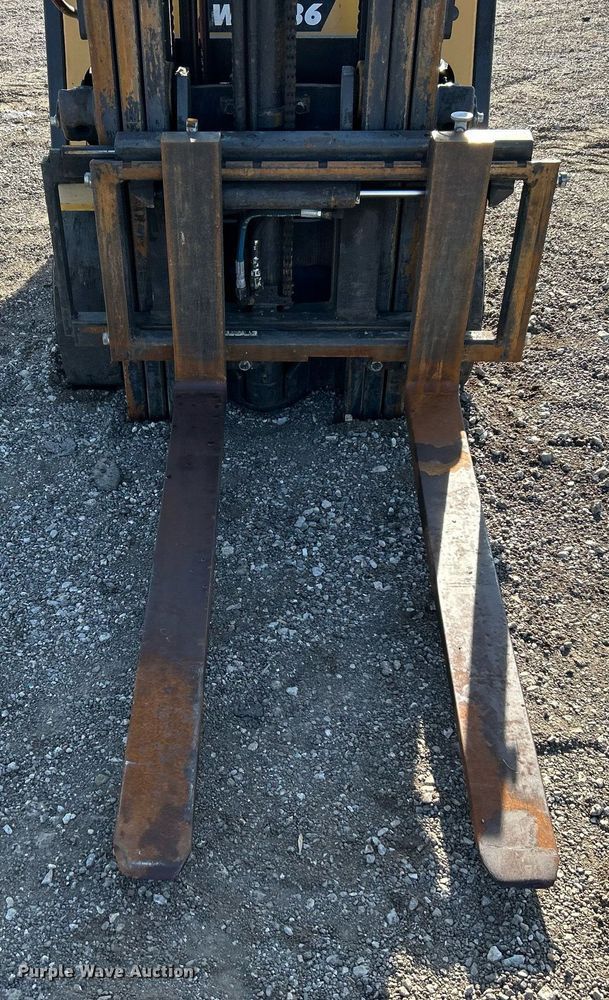 image for item EG1210 Caterpillar  GC18K forklift