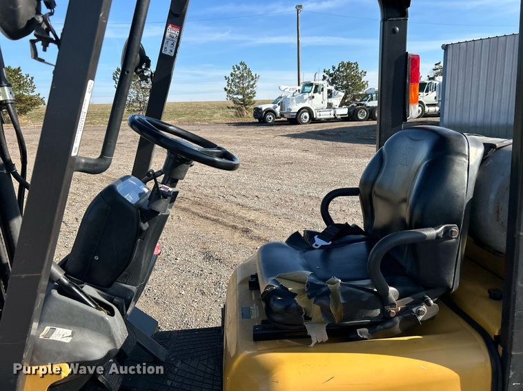 image for item EG1210 Caterpillar  GC18K forklift