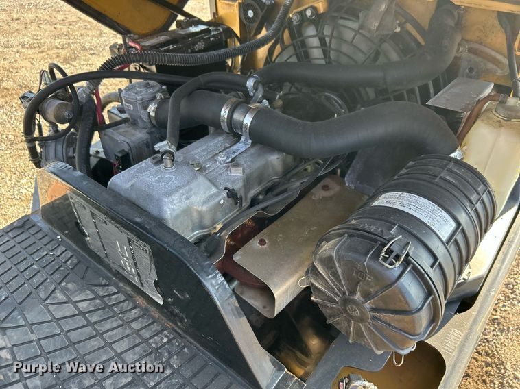 image for item EG1210 Caterpillar  GC18K forklift