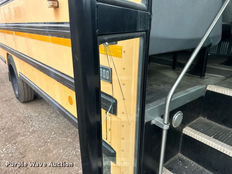 image for item EG1215 2007 International  CE 