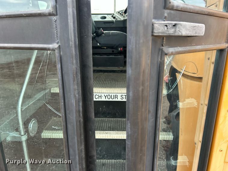 image for item EG1215 2007 International  CE 