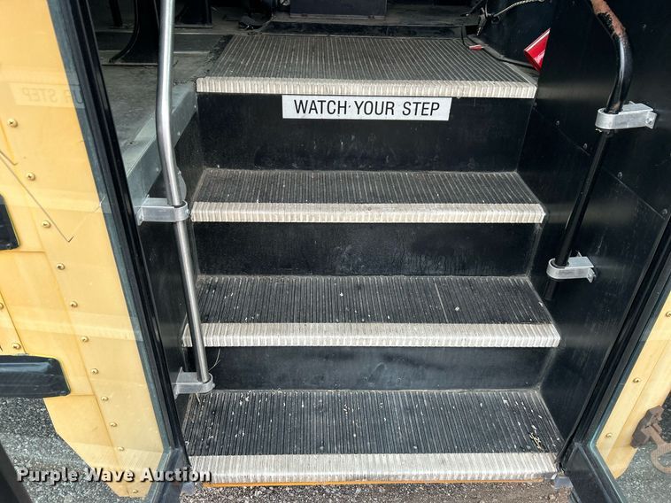 image for item EG1215 2007 International  CE 