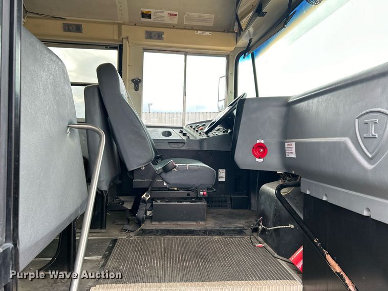 image for item EG1215 2007 International  CE 