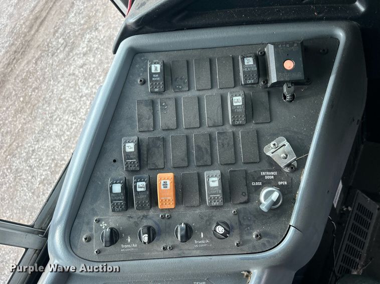 image for item EG1215 2007 International  CE 