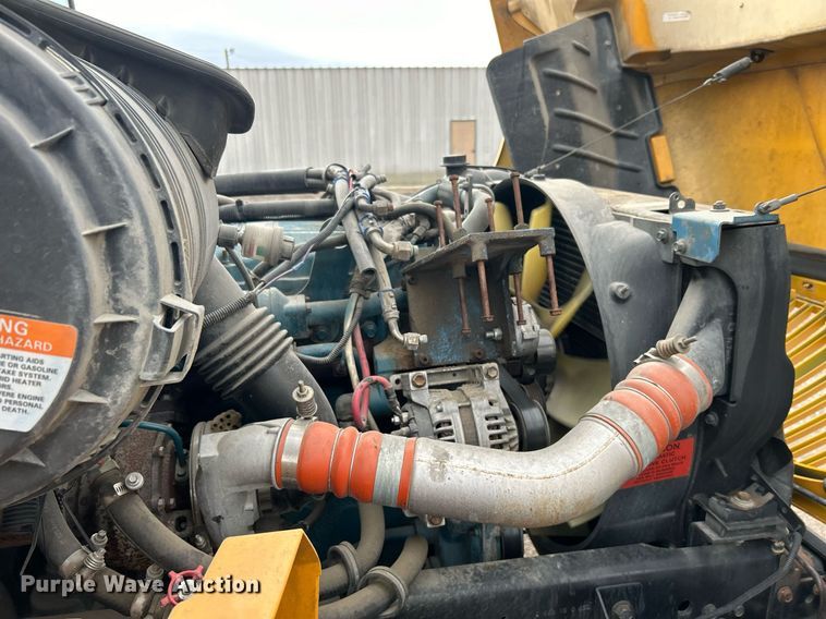 image for item EG1215 2007 International  CE 