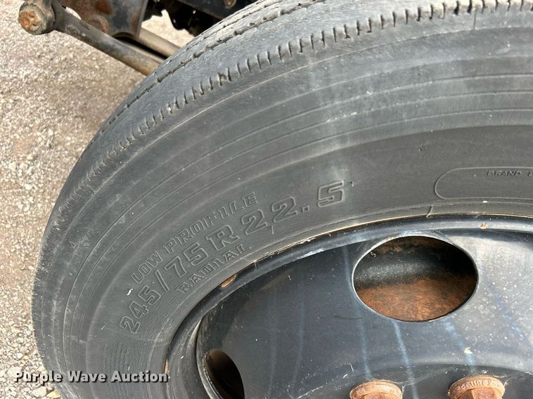 image for item EG1215 2007 International  CE 