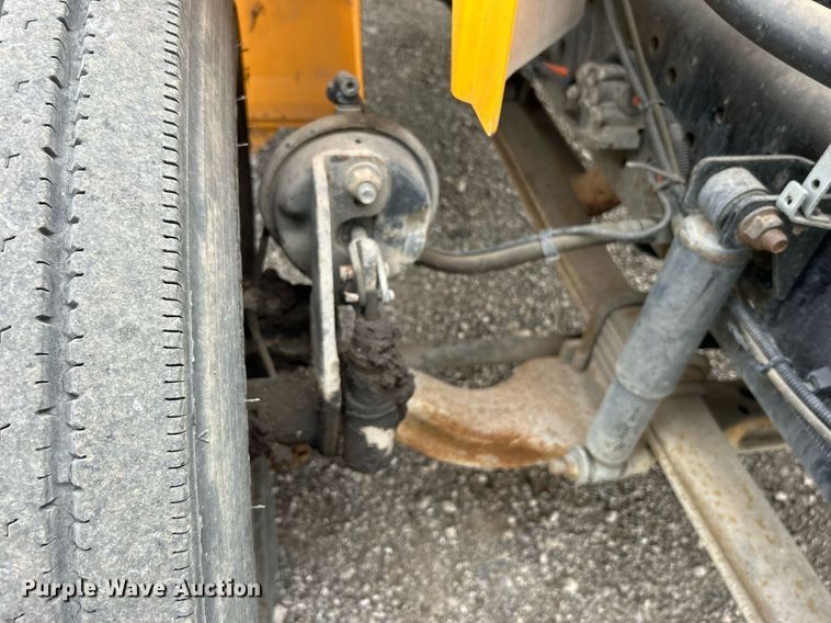 image for item EG1215 2007 International  CE 