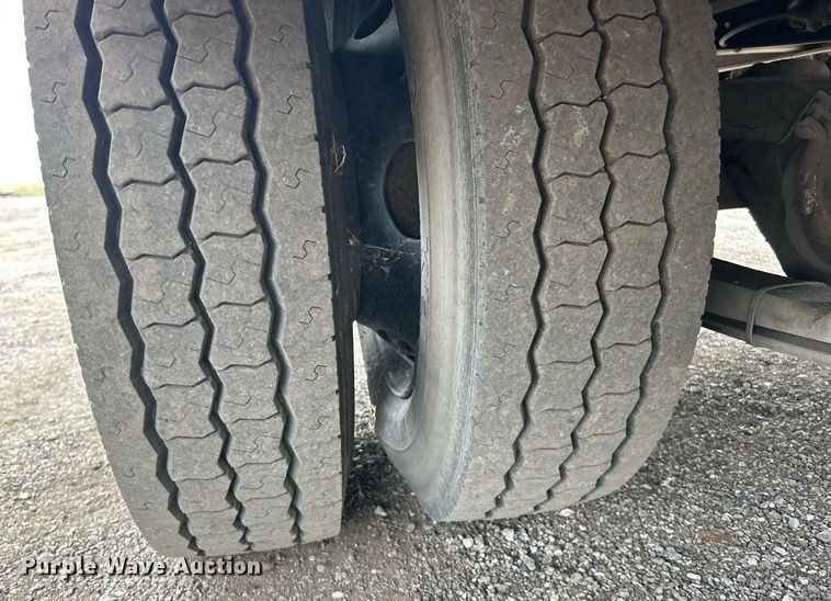 image for item EG1215 2007 International  CE 