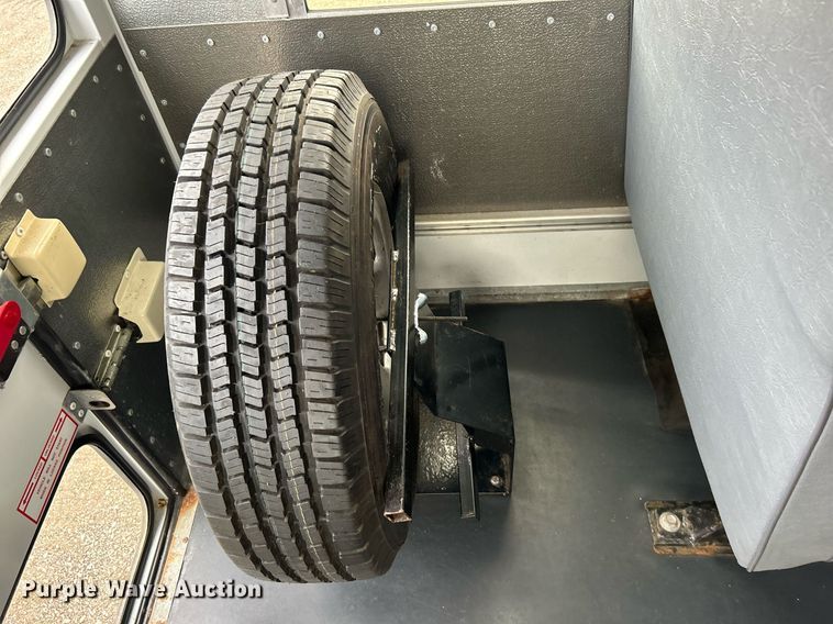 image for item EG1218 2007 Chevrolet  Express 3500 school bus