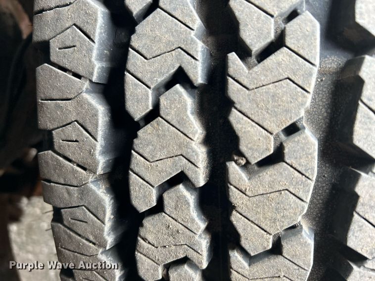 image for item EG1218 2007 Chevrolet  Express 3500 school bus