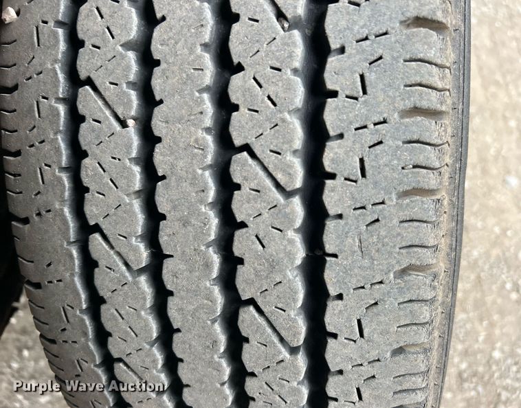 image for item EG1218 2007 Chevrolet  Express 3500 school bus