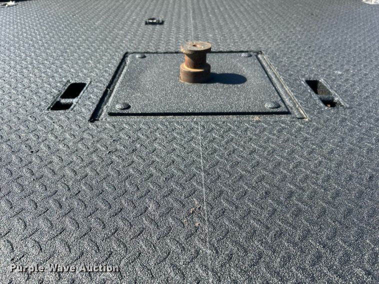 image for item EG1220 2015 Ford F550 Super Duty Crew Cab flatbed truck