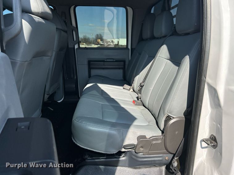 image for item EG1220 2015 Ford F550 Super Duty Crew Cab flatbed truck