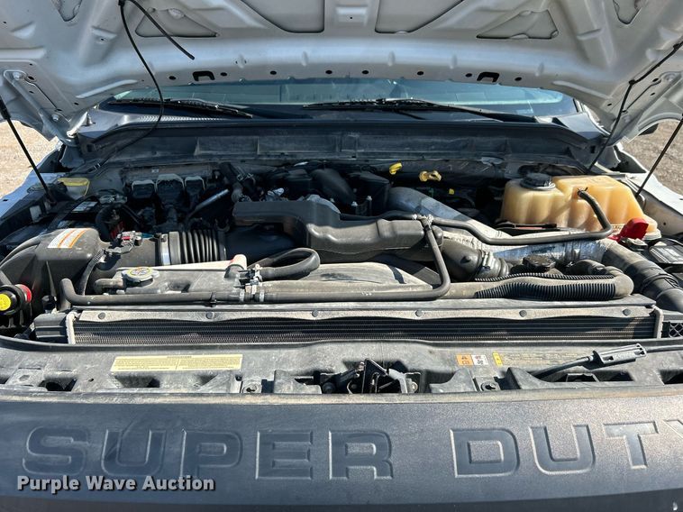 image for item EG1220 2015 Ford F550 Super Duty Crew Cab flatbed truck