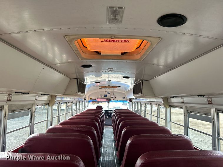 image for item EG1224 1999 International  3800 school bus