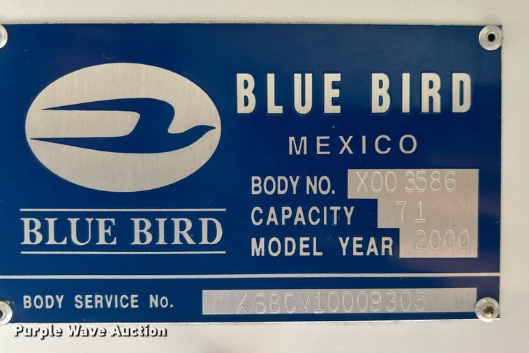 image for item EG1224 1999 International  3800 school bus