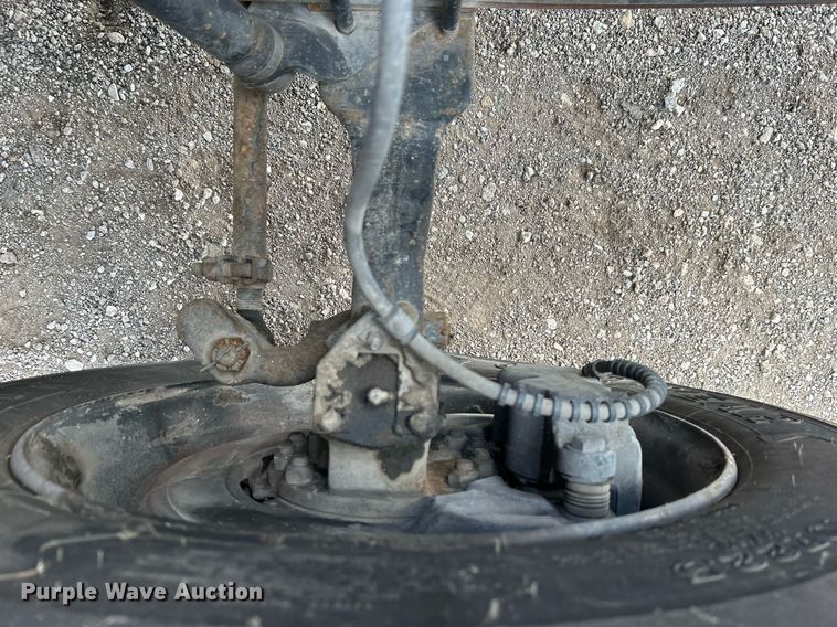 image for item EG1224 1999 International  3800 school bus